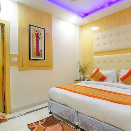 Hotel Karlo Kastle - Paharganj - New Delhi Eksteriør billede